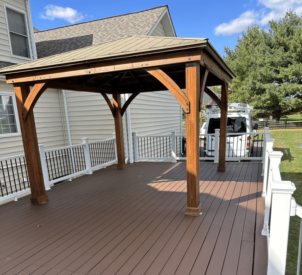 Clean home exterior and deck after power washing by Saxon Powerwash and Restorations in Leesburg VA
